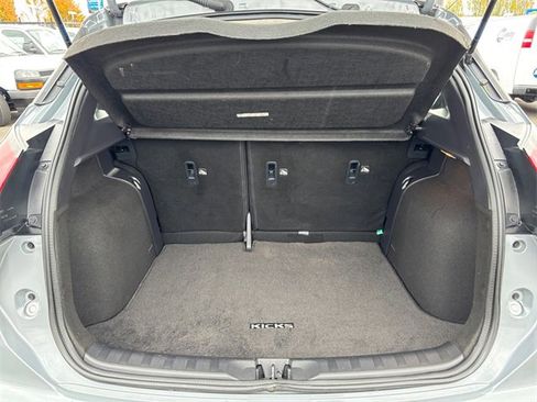 Used 2023 Nissan Kicks SR w/ SR Premium Package image 27