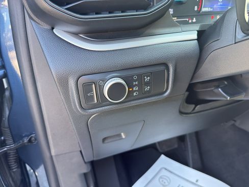 Used 2020 Ford Explorer XLT RWD image 12