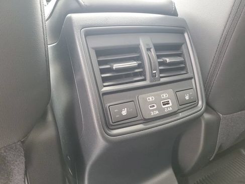 Used 2026 Subaru Outback Limited XT AWD/4WD image 27