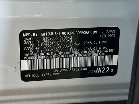 Used 2025 Mitsubishi Outlander SEL image 34