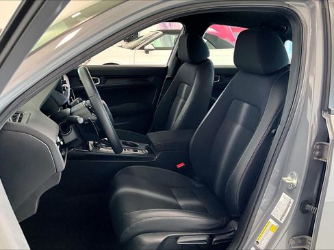 Used 2025 Honda Civic Sport image 10