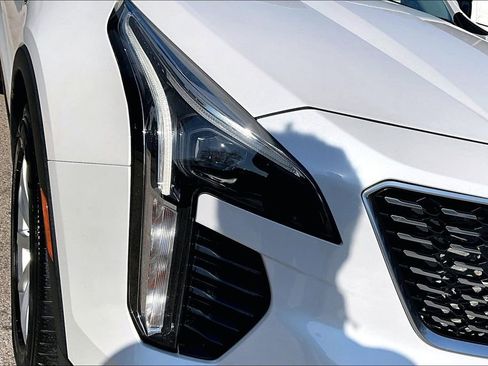 Used 2019 Cadillac XT4 Luxury w/ Trailering Package FWD image 31