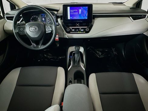 Used 2025 Toyota Corolla LE FWD image 26