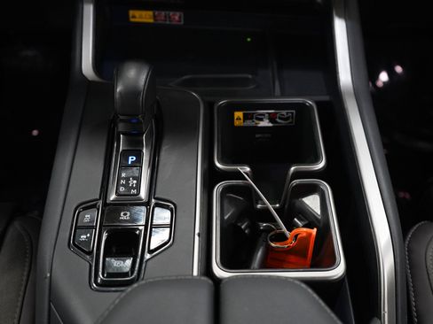 Used 2024 Lexus TX 350 AWD image 19