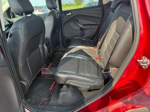 Used 2019 Ford Escape Titanium AWD/4WD image 7