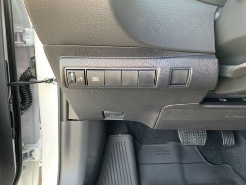 New 2026 Toyota Corolla SE FWD image 31