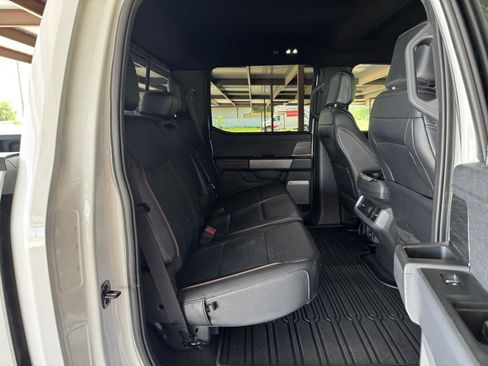 Used 2024 Ford F150 Lariat w/ Tow/Haul Package AWD/4WD image 39