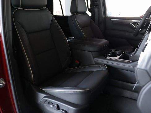 New 2026 GMC Yukon Elevation w/ LPO, Floor Liner Package image 37