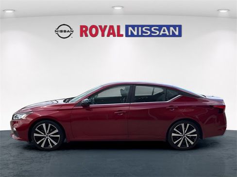 Used 2019 Nissan Altima 2.5 SR image 4