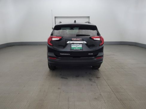 Used 2022 GMC Terrain SLE w/ Driver Convenience Package image 6