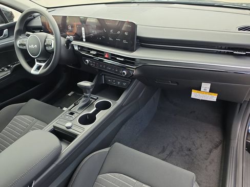 New 2026 Kia K5 LXS FWD image 11
