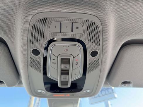 Used 2018 Audi Q7 3.0T Prestige image 33