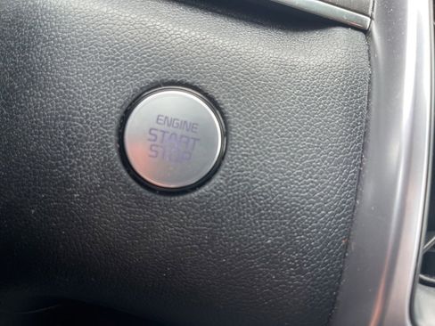 Certified 2023 Kia Sorento EX image 27