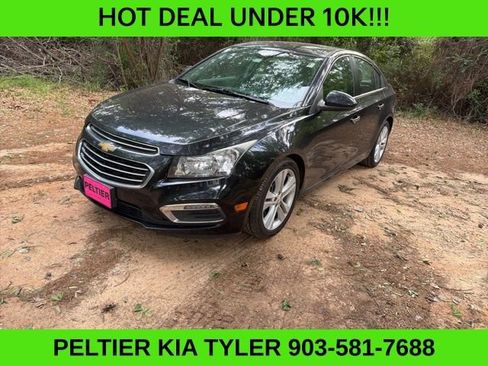 Used 2015 Chevrolet Cruze LTZ w/ Enhanced Safety Package image 3