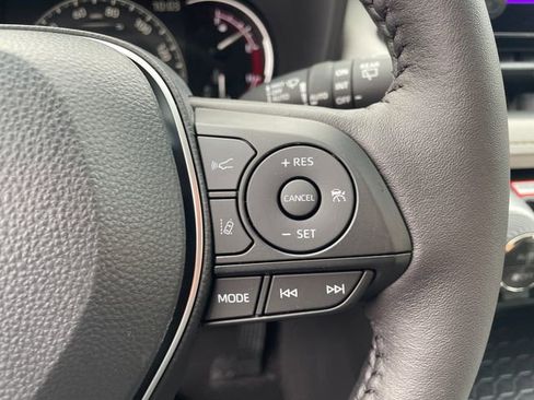 New 2025 Toyota RAV4 XLE image 30