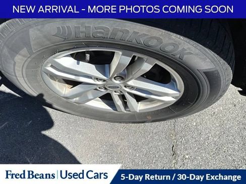 Used 2020 Ford Explorer XLT w/ Comfort Package AWD/4WD image 3