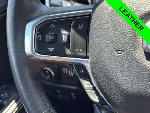 Used 2025 RAM 1500 Laramie AWD/4WD image 12