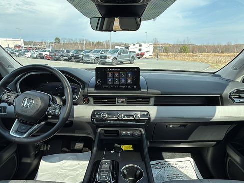 Used 2023 Honda Pilot Elite image 28