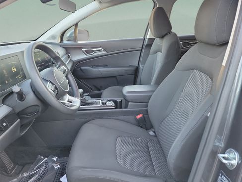 Certified 2024 Kia Sportage LX FWD image 19
