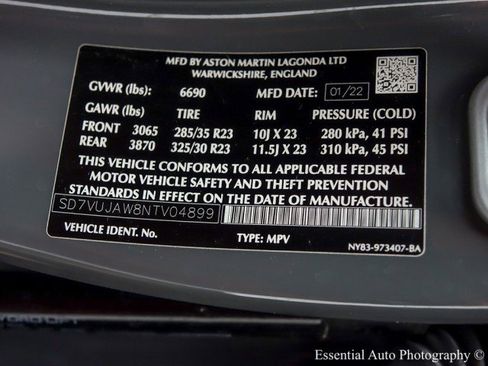 Used 2022 Aston Martin DBX AWD/4WD image 33