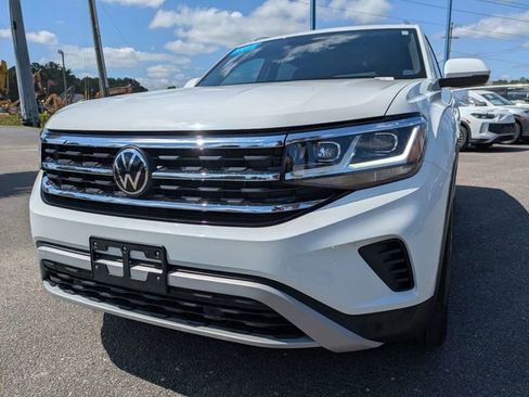 Used 2023 Volkswagen Atlas Cross Sport SE w/ Panoramic Sunroof Package AWD/4WD image 7