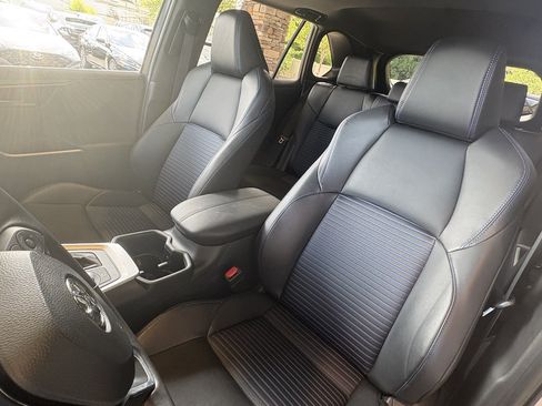 Used 2025 Toyota RAV4 XSE w/ Weather Package AWD/4WD image 23