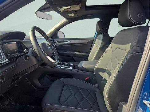 New 2026 Volkswagen Atlas Cross Sport SE FWD image 16