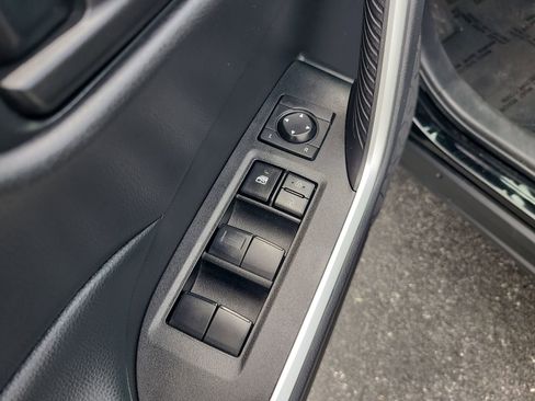 Used 2023 Toyota RAV4 LE FWD image 15
