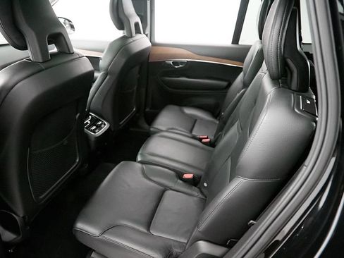 Used 2021 Volvo XC90 T6 Momentum AWD/4WD image 20
