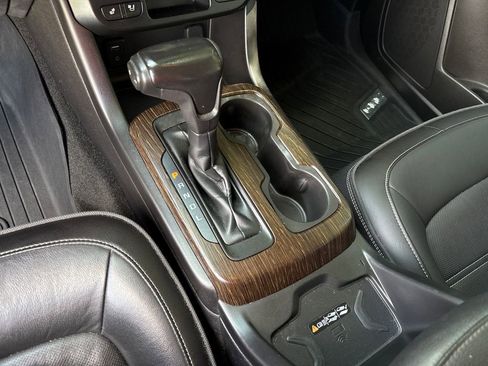 Certified 2018 GMC Canyon Denali AWD/4WD image 19