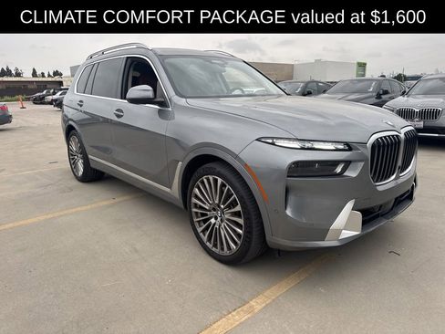 Used 2024 BMW X7 xDrive40i w/ Executive Package AWD/4WD image 9