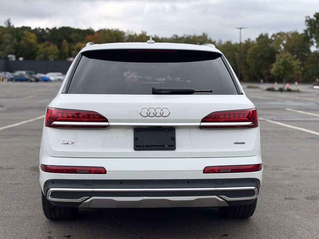 Used 2023 Audi Q7 3.0T Premium Plus w/ Premium Plus Package AWD/4WD image 5