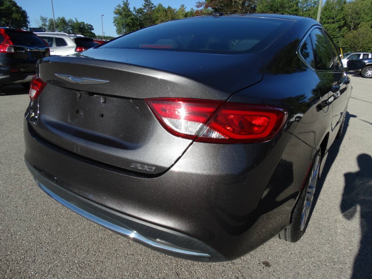 Used 2016 Chrysler 200 Limited FWD image 9