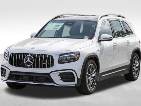 New 2025 Mercedes-Benz GLB 35 AMG 4MATIC image 3