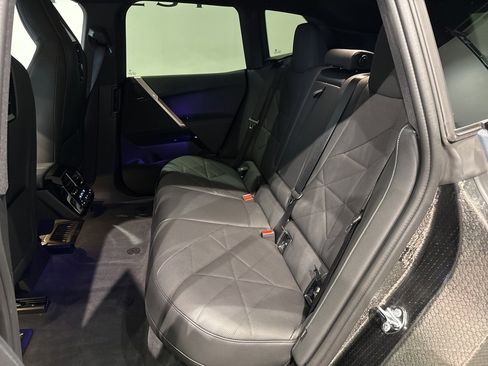 Used 2026 BMW iX xDrive60 w/ Premium Package image 32