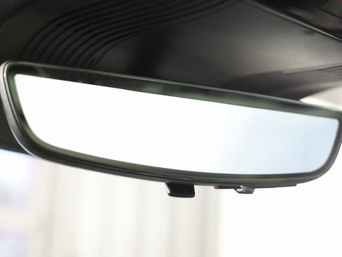 Used 2026 Cadillac Vistiq Sport image 36