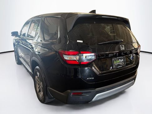 Used 2025 Honda Pilot EX-L image 5