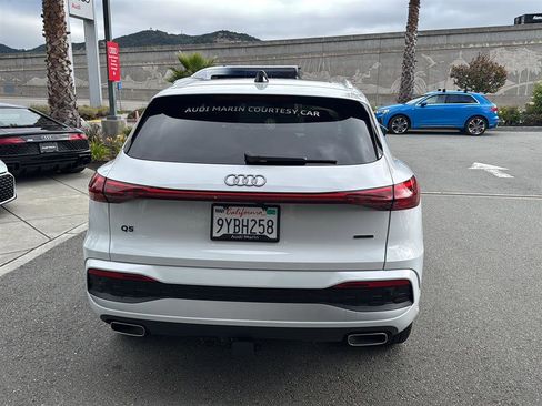 Used 2025 Audi Q5 Premium w/ Convenience Package AWD/4WD image 6