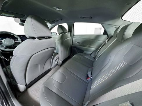 New 2025 Hyundai Elantra SEL FWD image 20