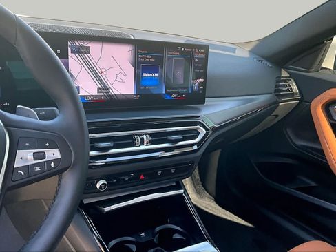 Used 2024 BMW 230i Coupe w/ Premium Package RWD image 5