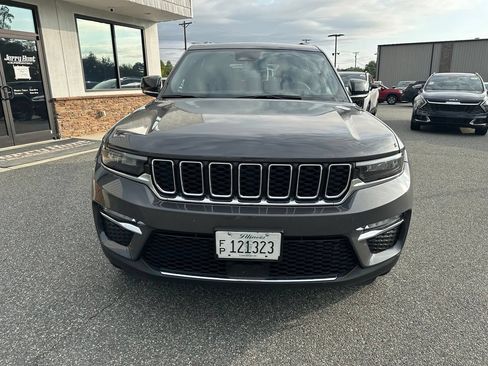 Used 2024 Jeep Grand Cherokee Limited 4xe AWD/4WD image 9
