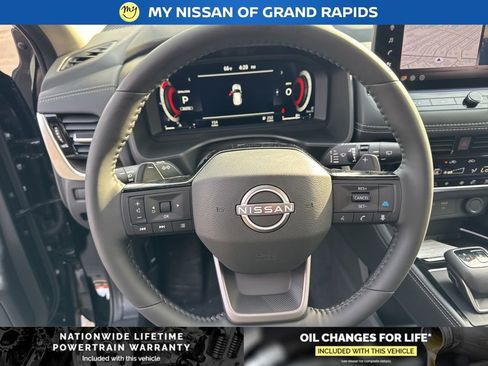 New 2026 Nissan Rogue Platinum w/ Platinum Premium Package image 13