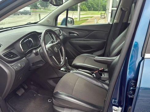 Used 2020 Buick Encore Preferred AWD/4WD image 9
