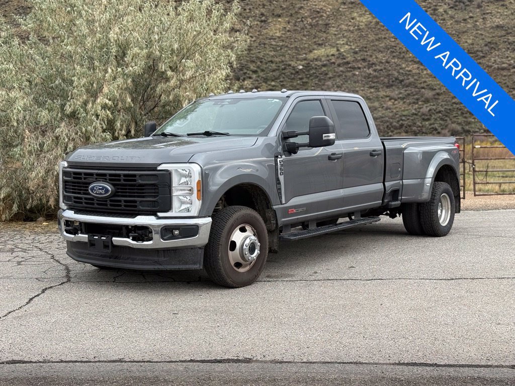 Used 2024 Ford F350 XL w/ 360-Degree Camera Package AWD/4WD image 1