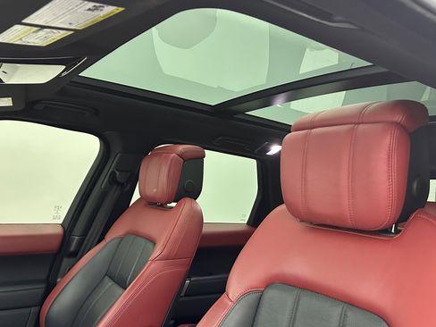 Used 2021 Land Rover Range Rover Sport Autobiography image 5