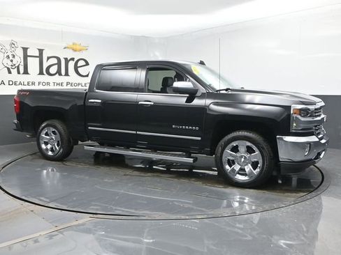 Used 2018 Chevrolet Silverado 1500 LTZ w/ Sport Package image 6