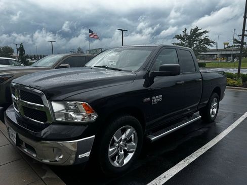 Used 2019 RAM 1500 Tradesman w/ Tradesman SXT Package AWD/4WD image 2