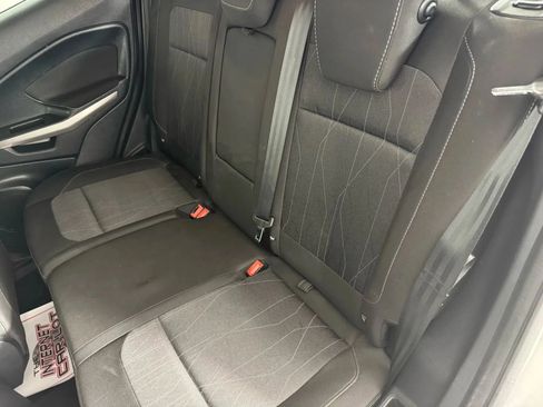 Used 2020 Ford EcoSport SE image 35