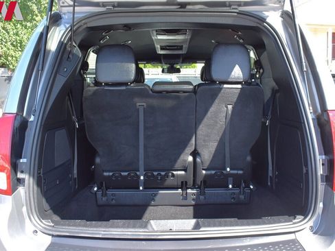 Used 2019 Dodge Grand Caravan GT image 29