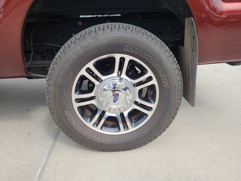 Used 2015 Ford F250 Platinum w/ Snow Plow Prep Package AWD/4WD image 24
